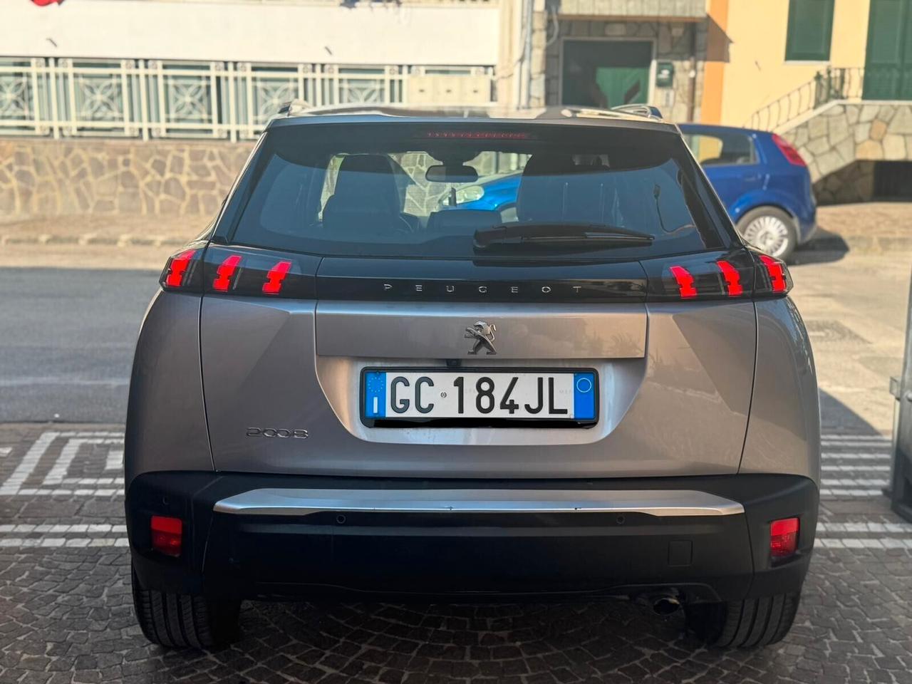 Peugeot 2008 BlueHDi 100 S&S Allure