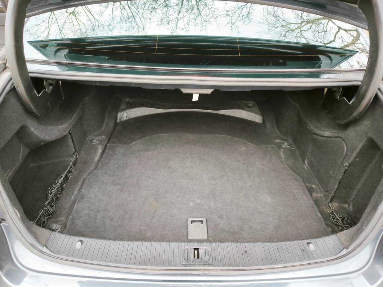 Mercedes-benz E 220 CDI BlueEFFICIENCY Avantgarde AMG