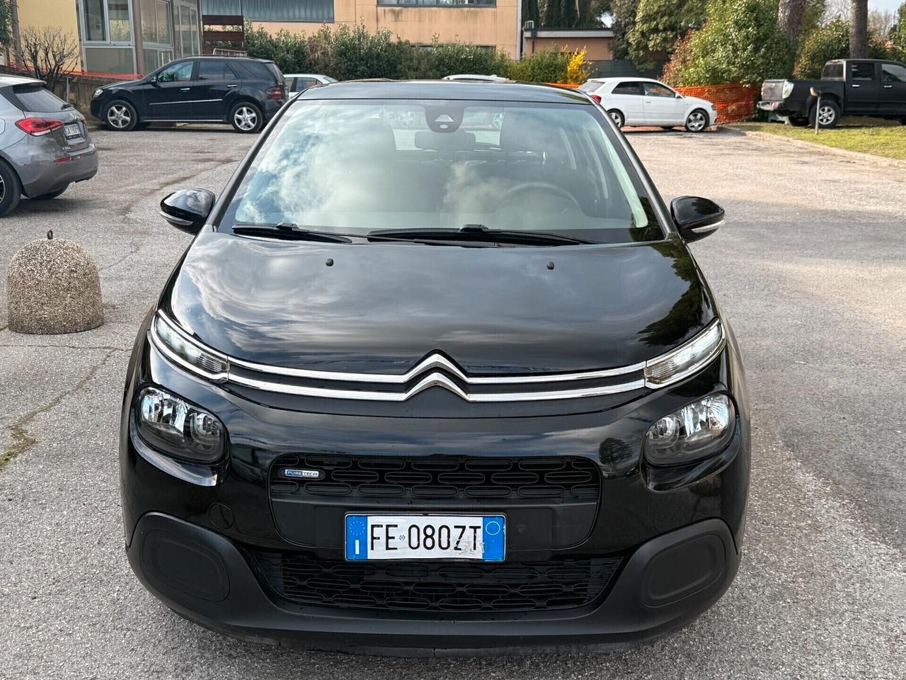 " UNA CHICCA " Citroen C3 PureTech 82 Feel