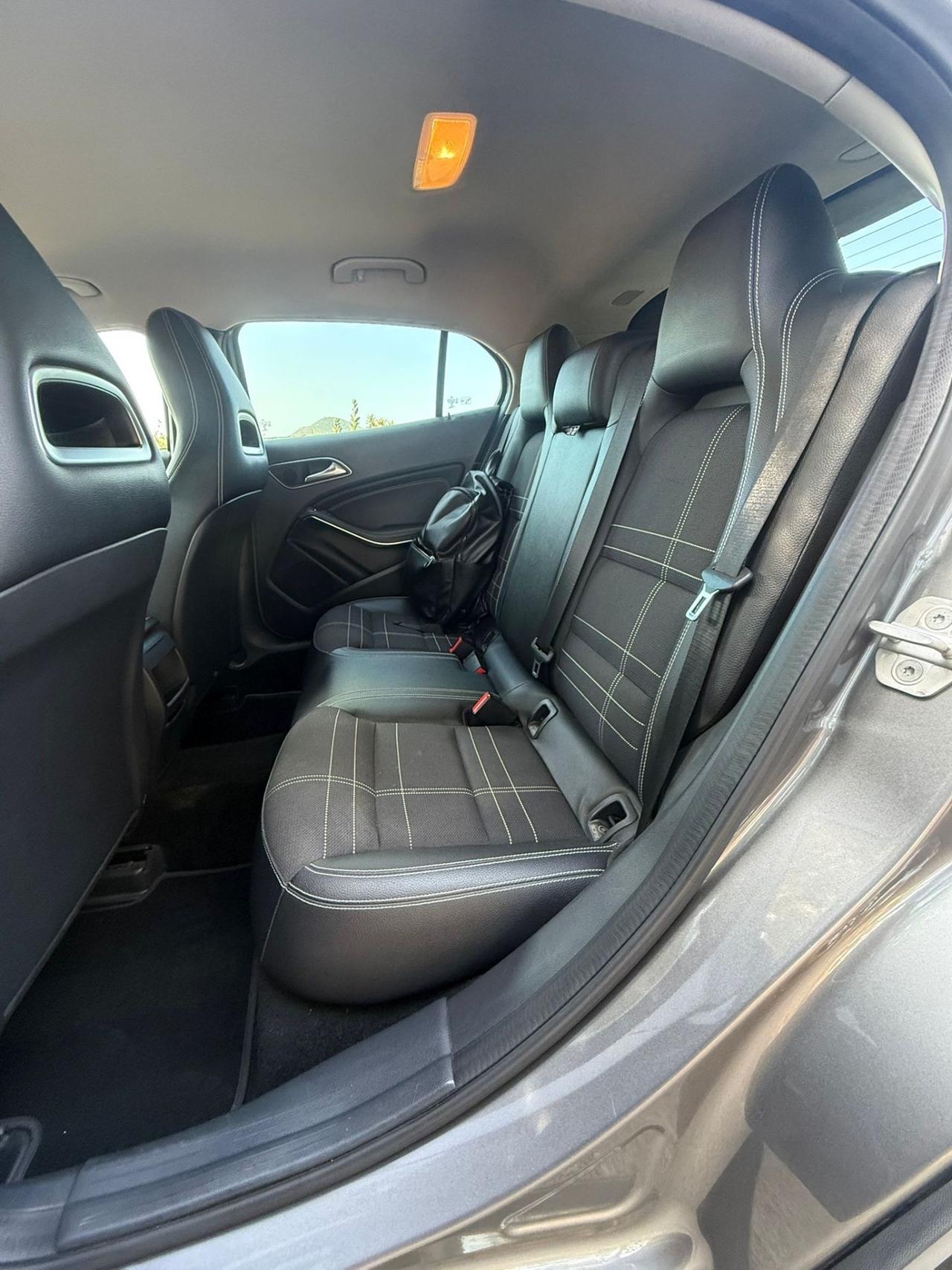 Mercedes-benz GLA 200 d Automatic Premium