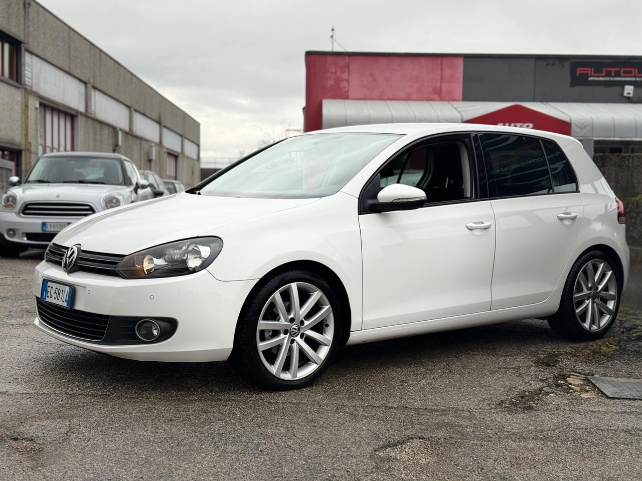 Volkswagen Golf 1.6 TDI DPF 5p. Highline 2011 OK NEOPATENTATI