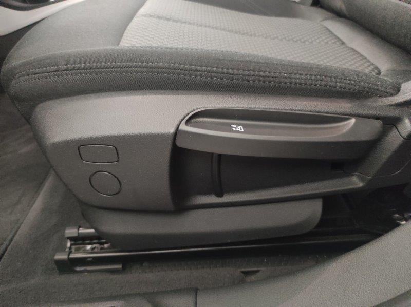 BMW Serie 1 (F40) - 116d 5p. Business Advantage