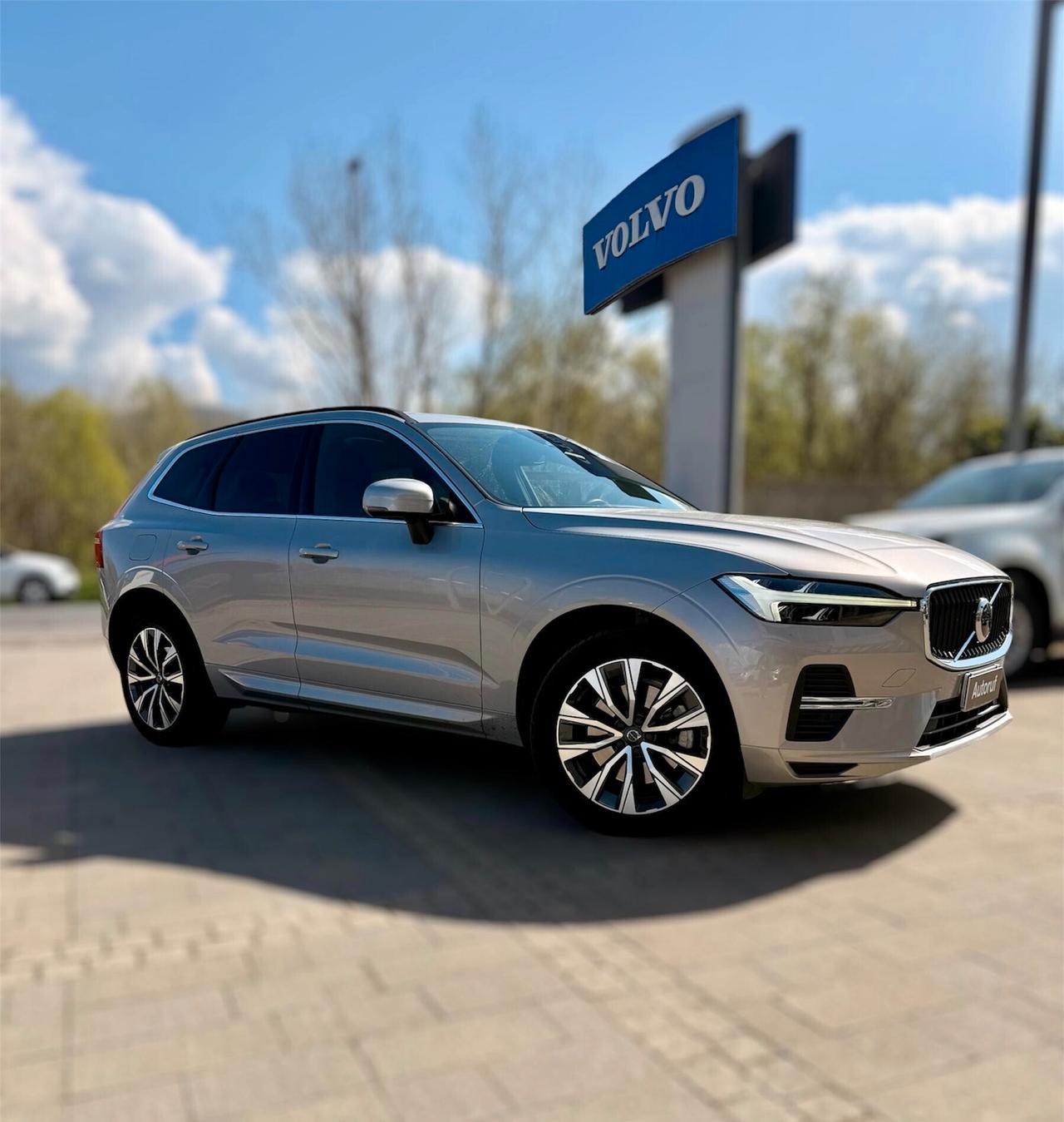 Volvo XC 60 Geartronic Momentum Pro B4