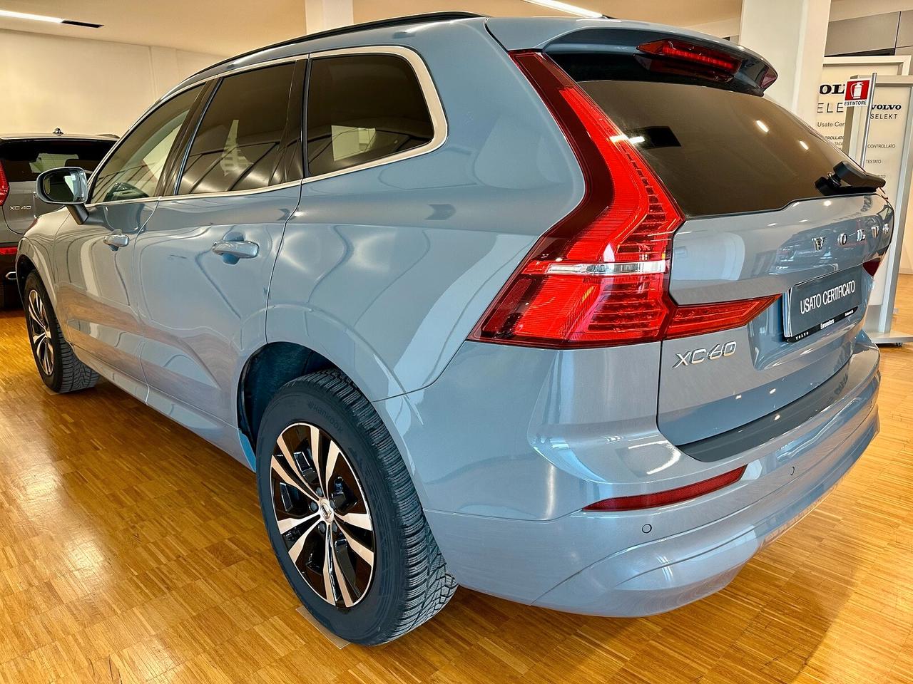 Volvo XC 60 XC60 B4 (d) AWD Geartronic Momentum Pro