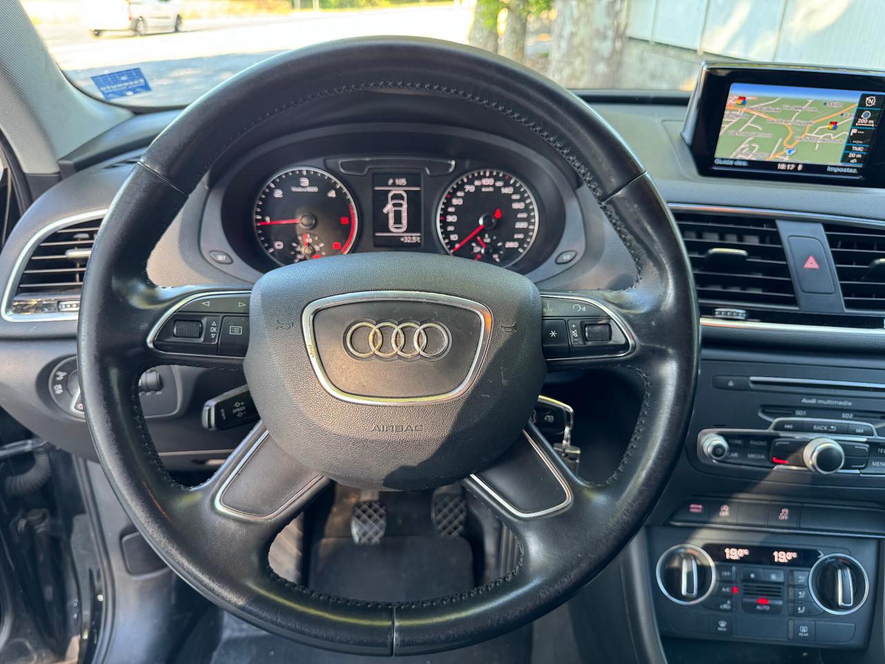 Audi Q3 2.0 TDI 150 CV Design
