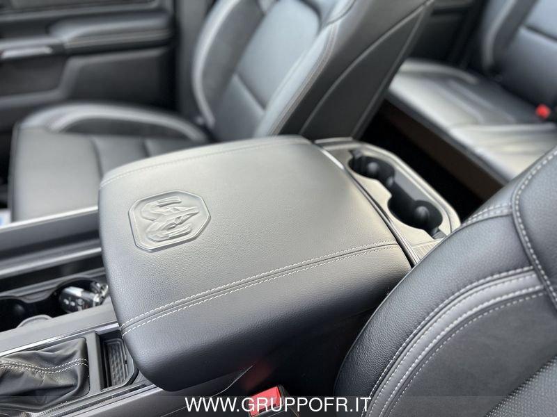 Dodge RAM RAM 1500 5.7L HEMI V8 eTORQUE REBEL G/T NETTO IVA