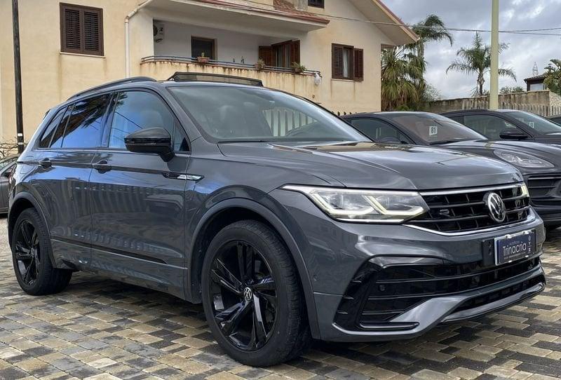 Volkswagen Tiguan R-Line 2.0 TDI 150CV DSG Tetto