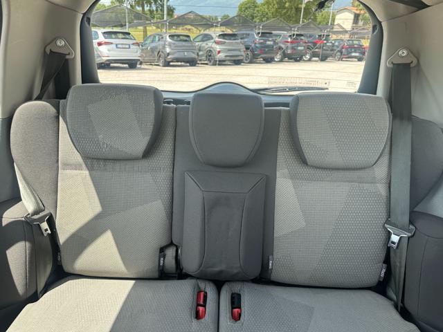 RENAULT Modus 1.2 16V