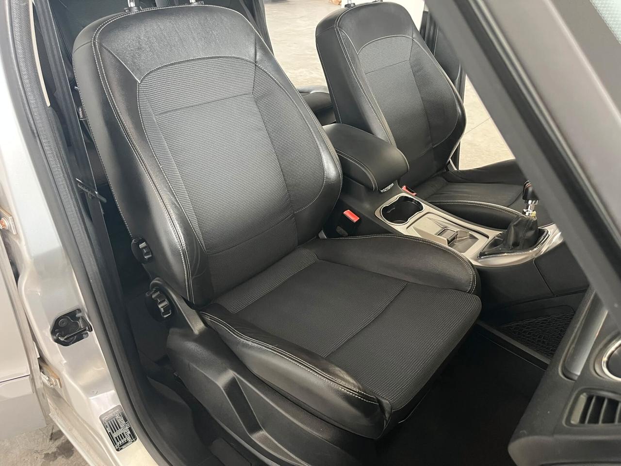 Ford S-Max 2.0 DIESEL 5 POSTI 140 CAVALLI