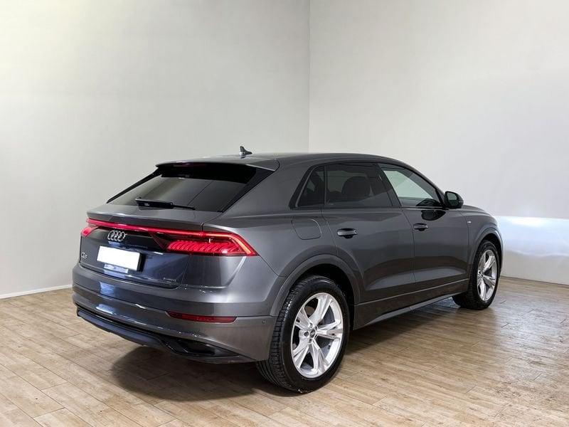 Audi Q8 50 TDI 286 CV quattro tiptronic Sport