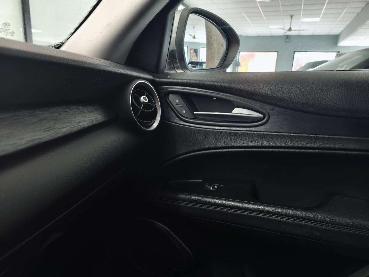 Alfa Romeo Stelvio 2.2 Turbodiesel 190 CV AT8 Q4 Executive