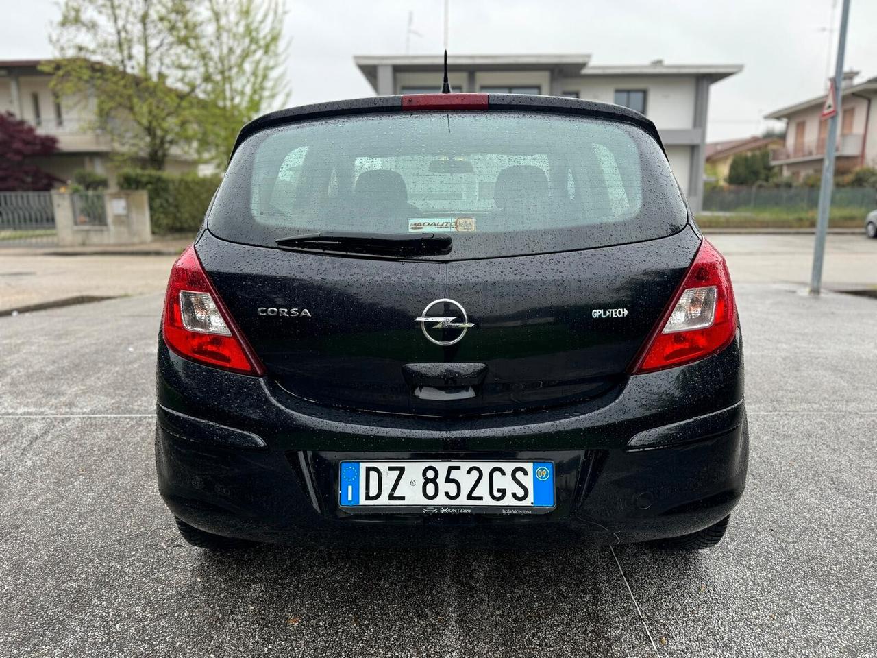 Opel Corsa 1.2 80CV 5 porte GPL-TECH Enjoy