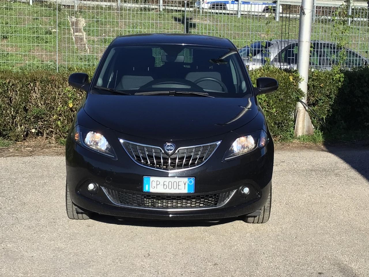 Lancia Ypsilon 1.0 FireFly 5 porte S&S Hybrid Gold Plus