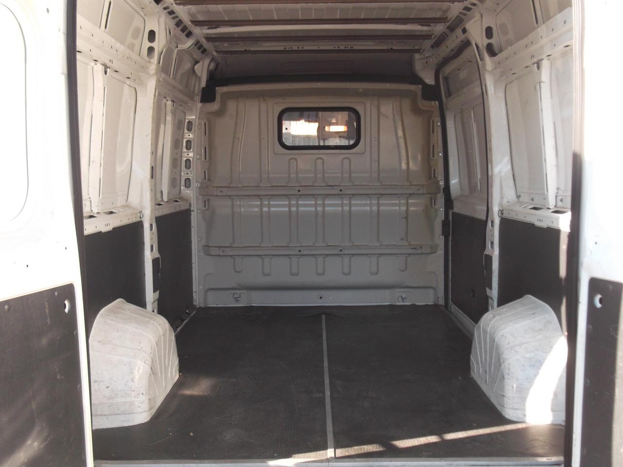 Peugeot Boxer 335 2.2 HDi/130CV FAP PLM-TA Furgone - 08