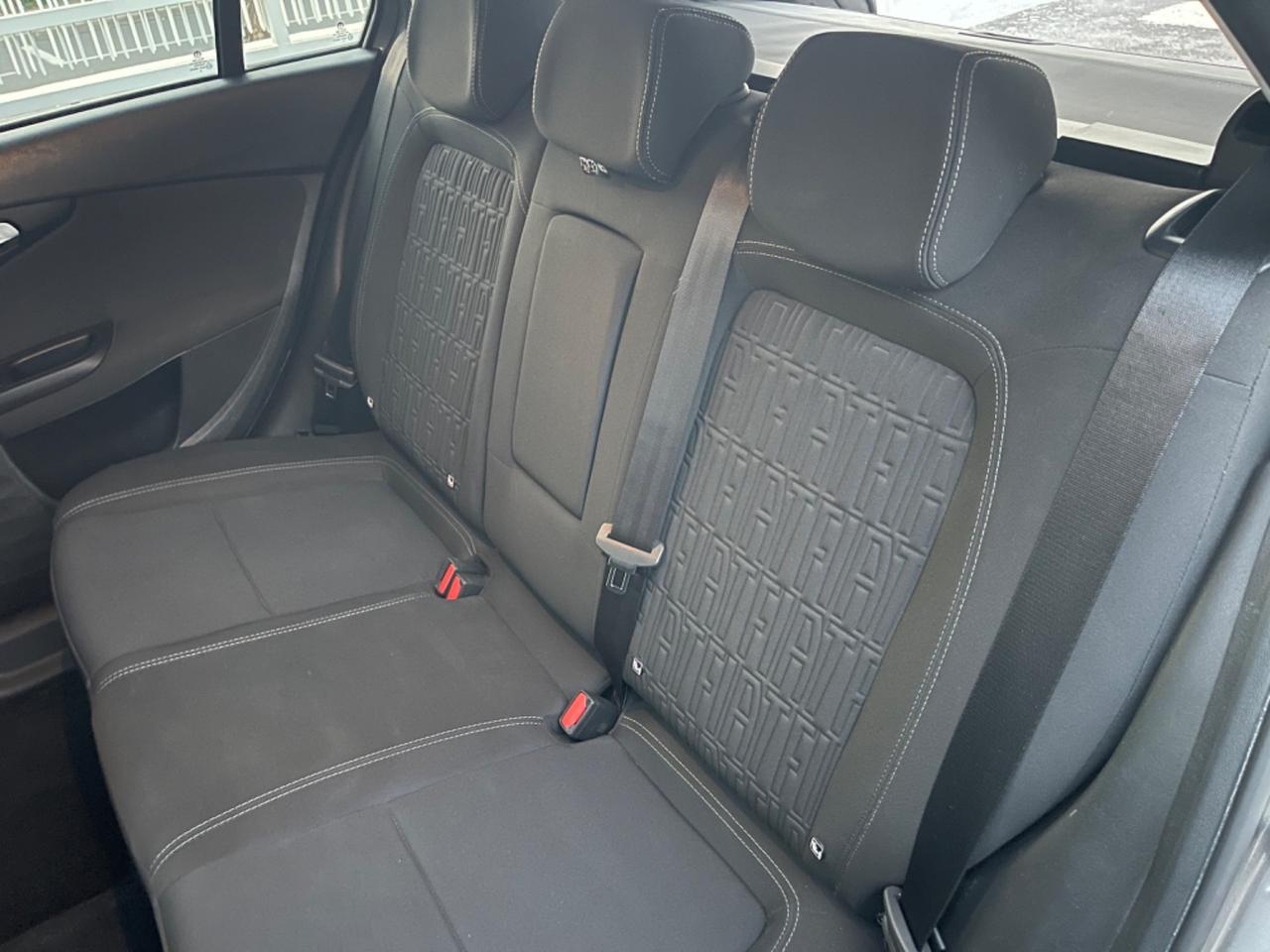 Fiat Tipo 1.6 Mjt S&S SW Cross KM 32.000! / BLOCK SHAFT