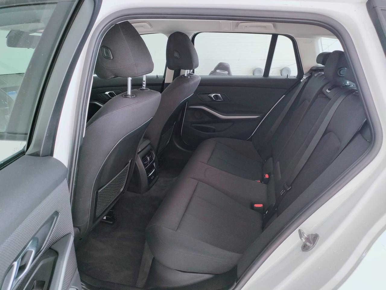 BMW Serie 3 G21 2019 Touring - 318d Touring mhev 48V Business Advantage auto