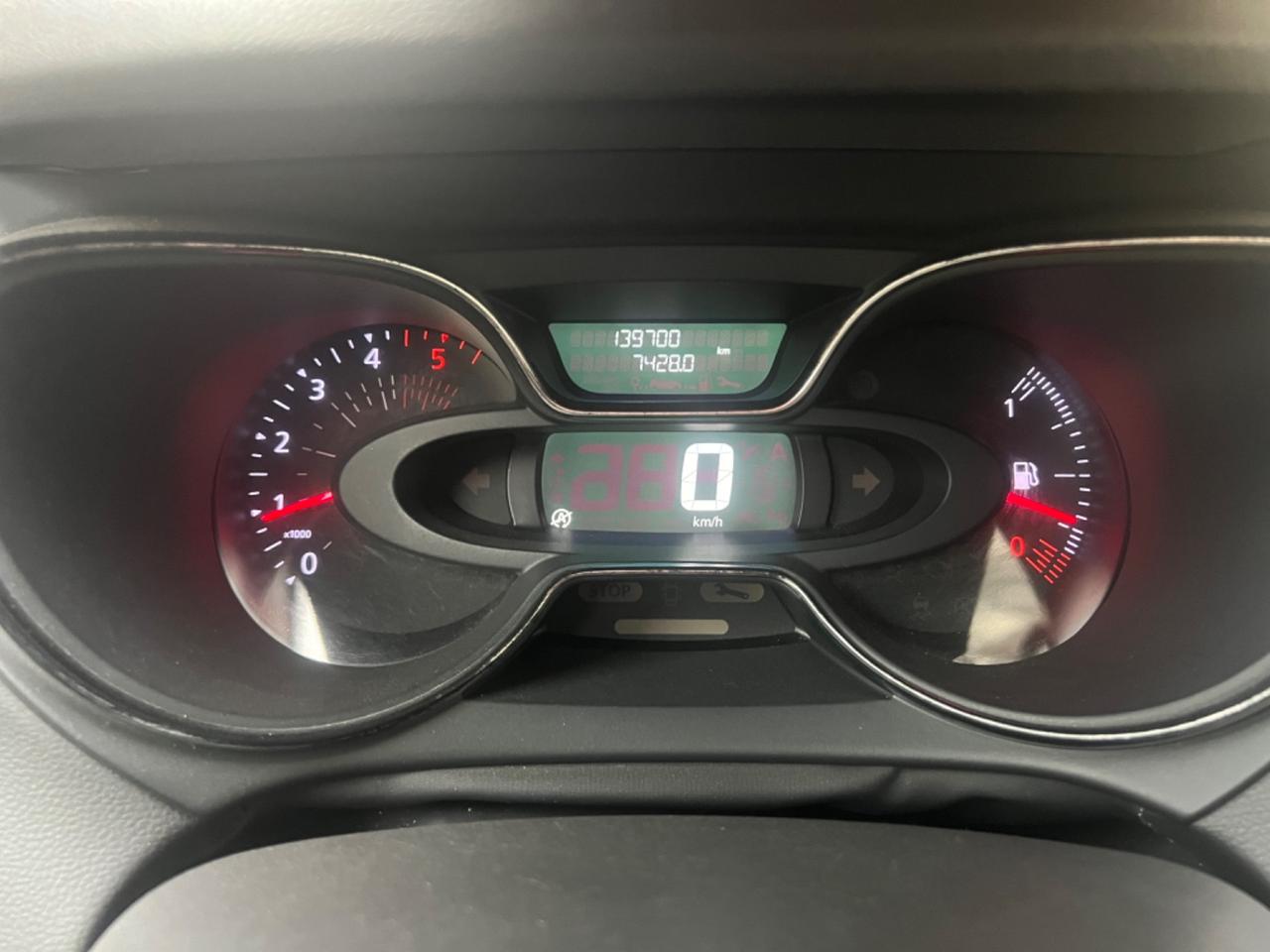 Renault Captur dCi 8V 110 CV Start&Stop Energy Initiale Paris