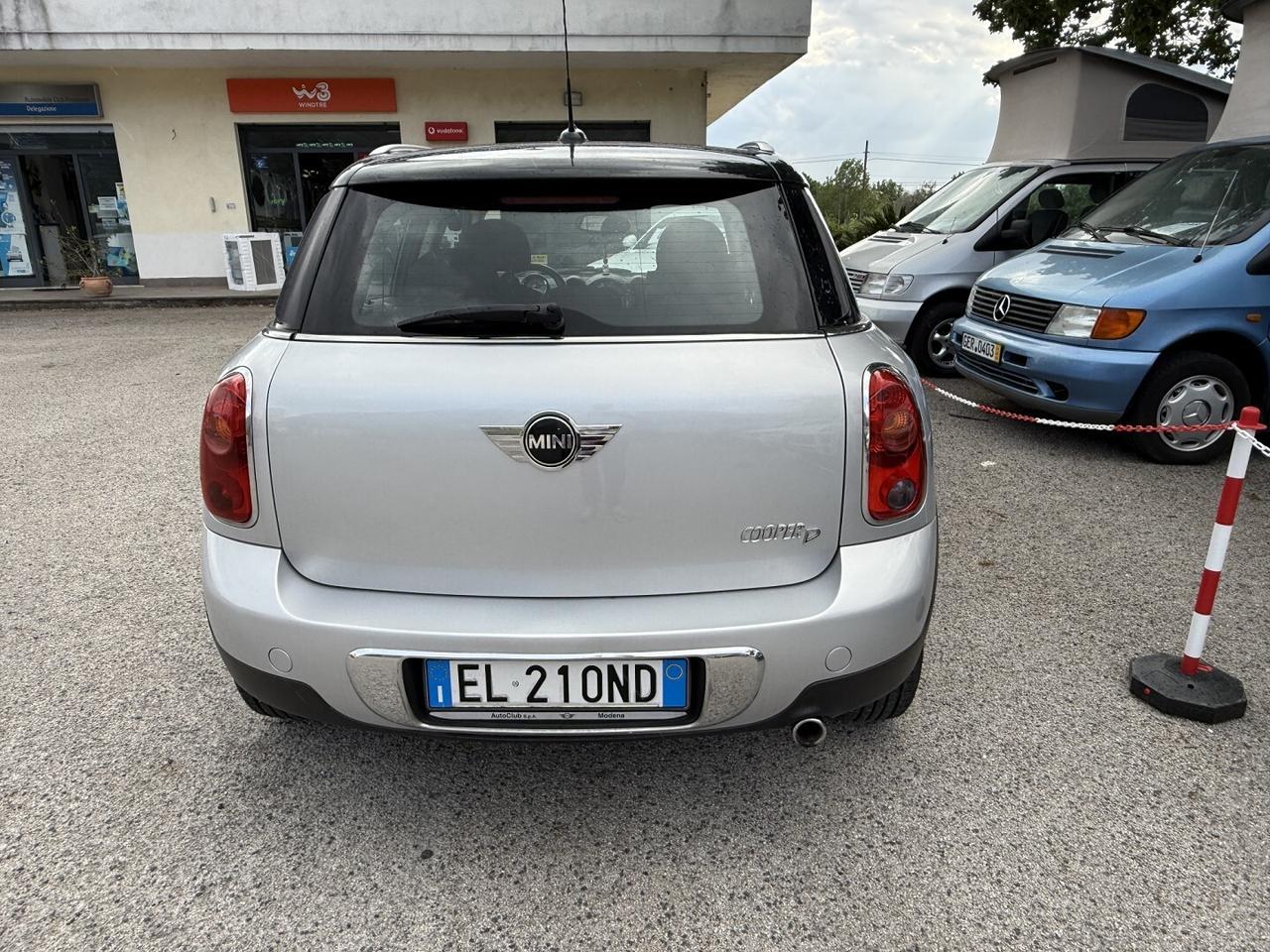 MINI 1.6 COOPER D COUNTRYMAN ADATTA NEOPATENTATI
