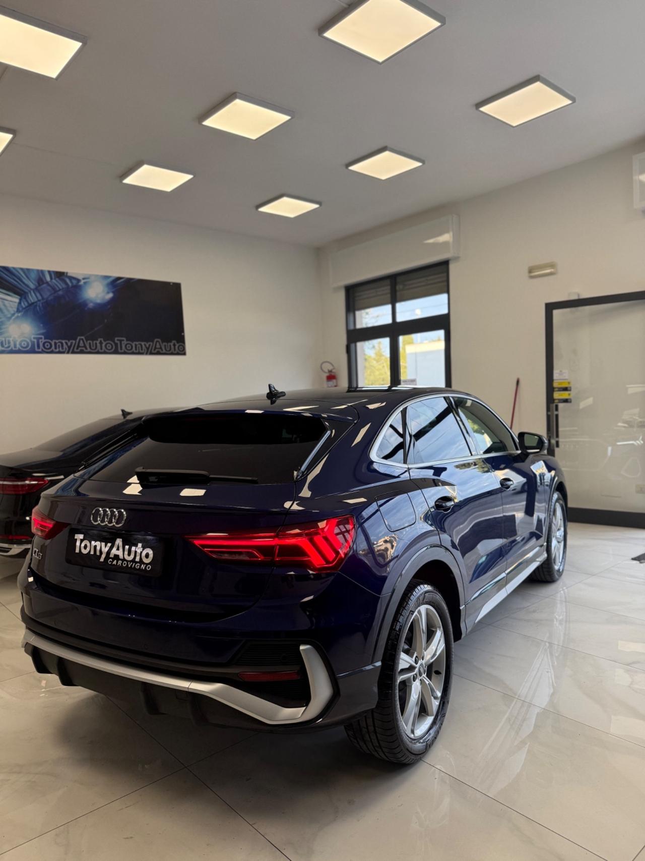 Audi Q3 SPORTBACK 35 tdi S-line edition S-tronic NAVI,TELECAMERA,FARI LED,APPLE CARPLAY,AZIENDALE ITA