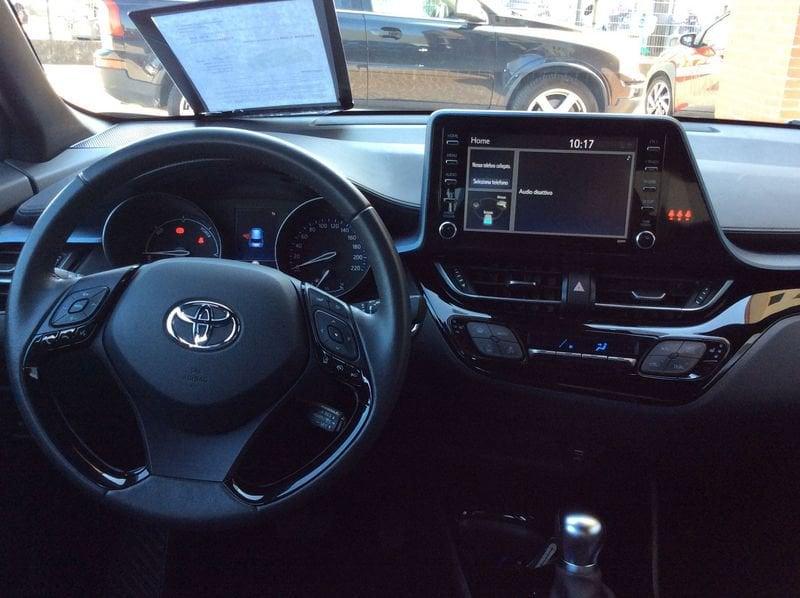 Toyota C-HR 2.0 Hybrid E-CVT Trend
