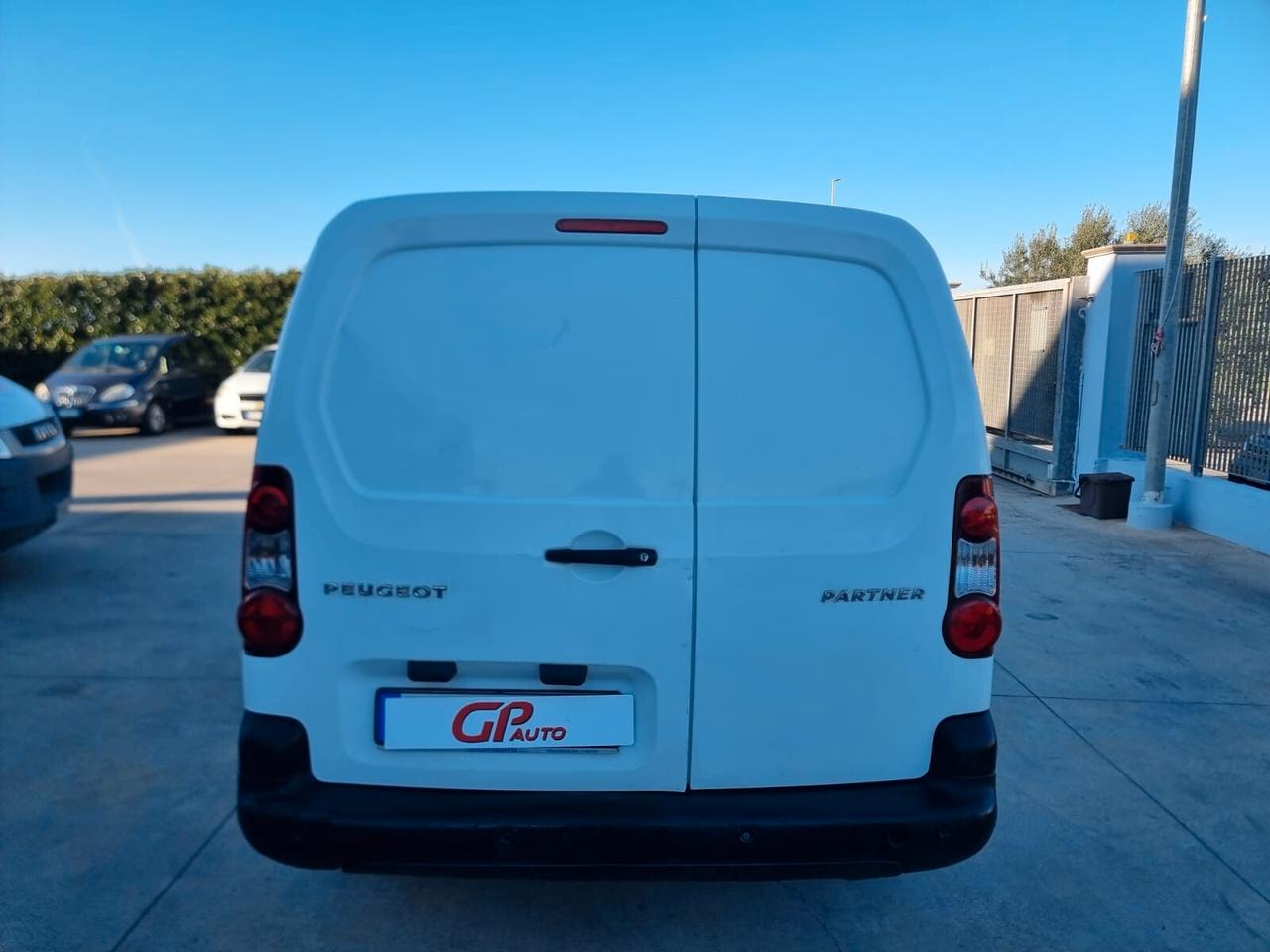 Peugeot PARTNER DIESEL PROLUNGATO MAXI 3 POSTI