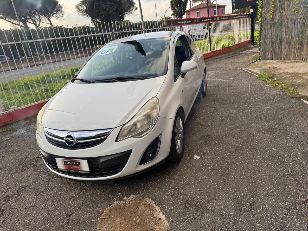 OPEL CORSA 1.2 GPL - 2011