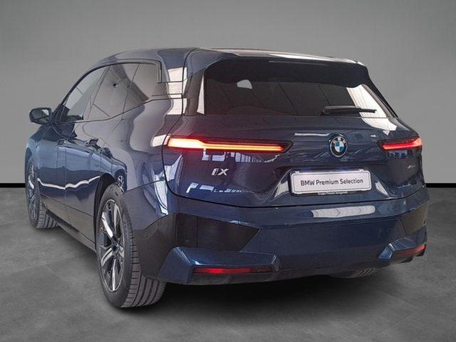 BMW iX xDrive 40 Pacchetto Sportivo Aut.