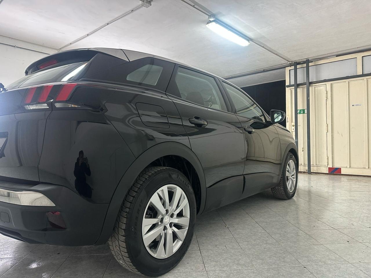 Peugeot 3008 BlueHDi 130 S&S Business