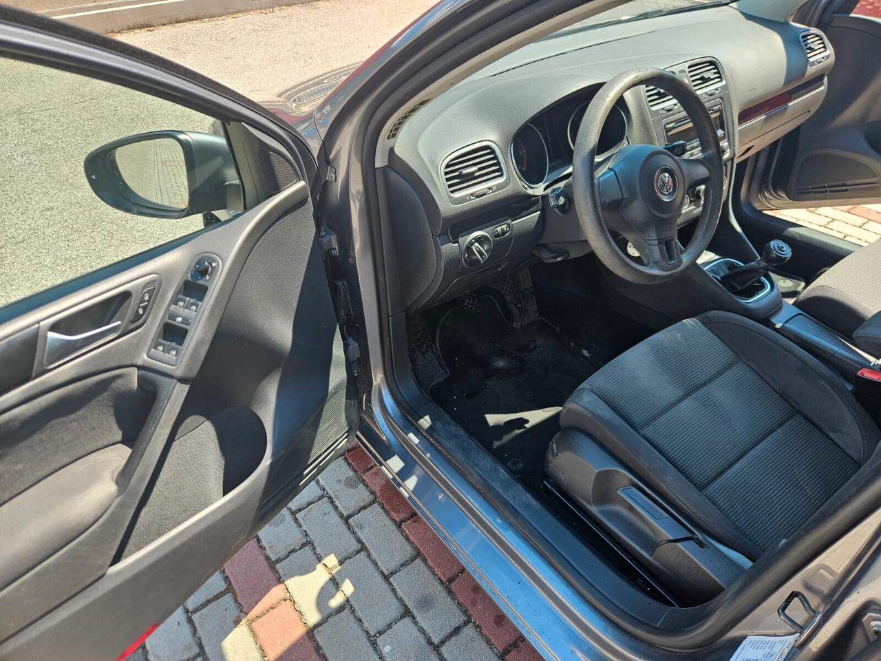 Volkswagen Golf 1.6 TDI DPF 5p. Highline