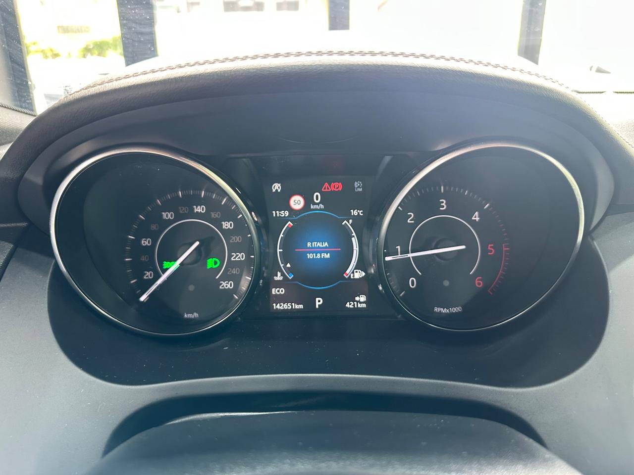 Jaguar E-Pace 2.0D 150 CV AWD aut. R-Dynamic HSE