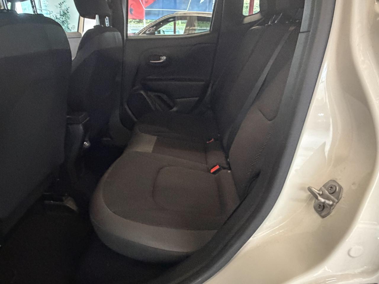 Jeep Renegade 1.6 MultiJet 120 CV Night Eagle