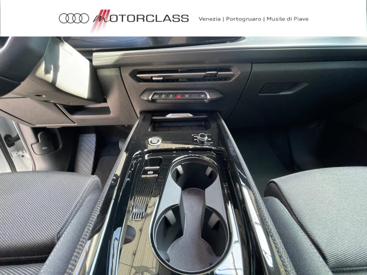 Audi Q3 2.0 tdi 150cv business advanced s tronic