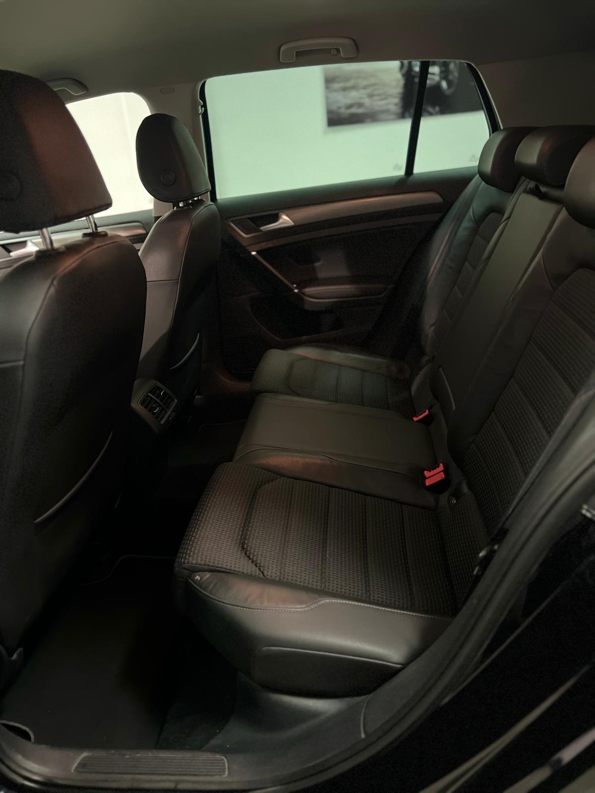 Volkswagen Golf 2.0 TDI 5p. Highline BlueMotion Technology