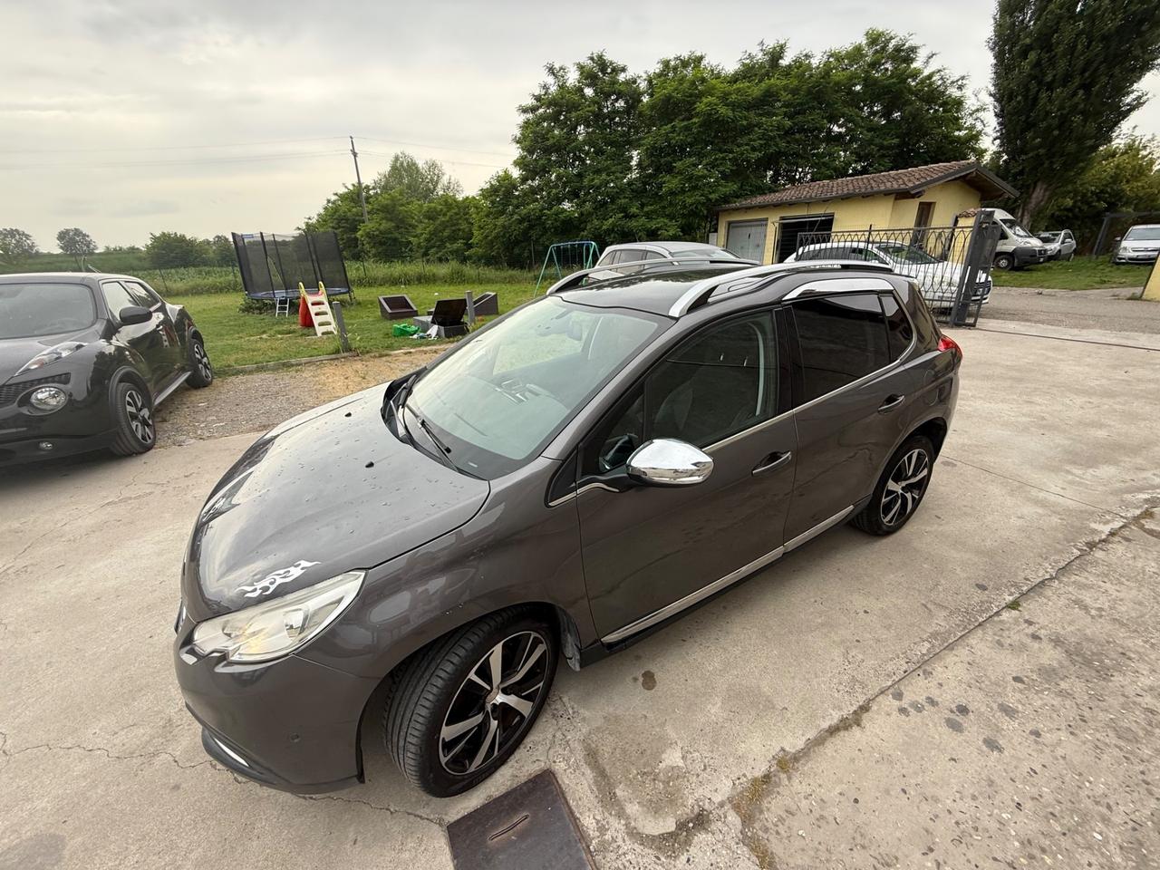Peugeot 2008 1.6 e-HDi 115 CV Stop&Start Allure