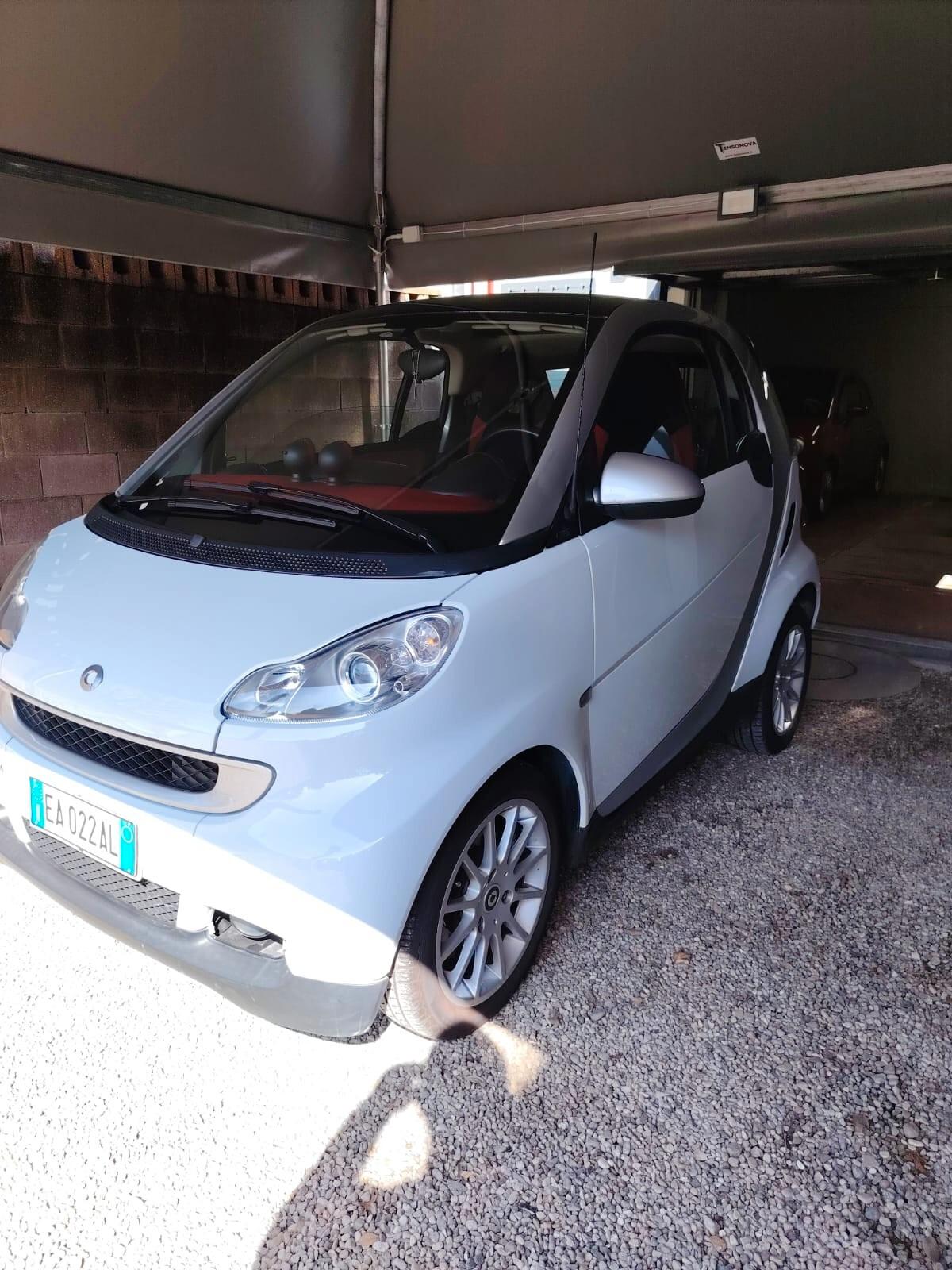 Smart ForTwo 1000 52 kW coupé passion