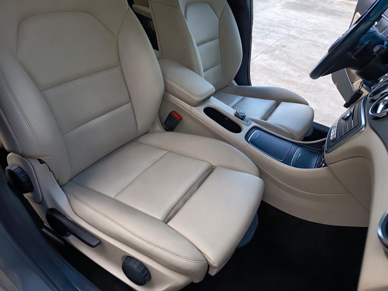 Mercedes-benz GLA 180 d Automatic Premium