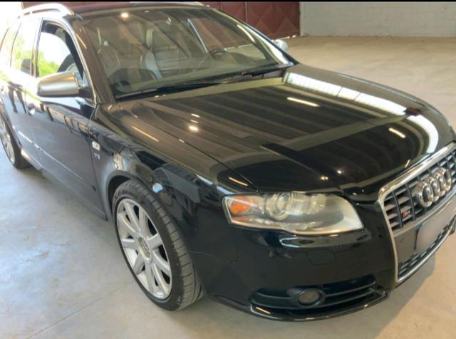 AUDI S4 4.2 V8 Avant Quattro ( TAGLIANDATA )