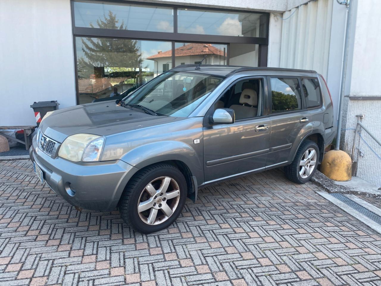 Nissan X-Trail 2.2 dCi Elegance