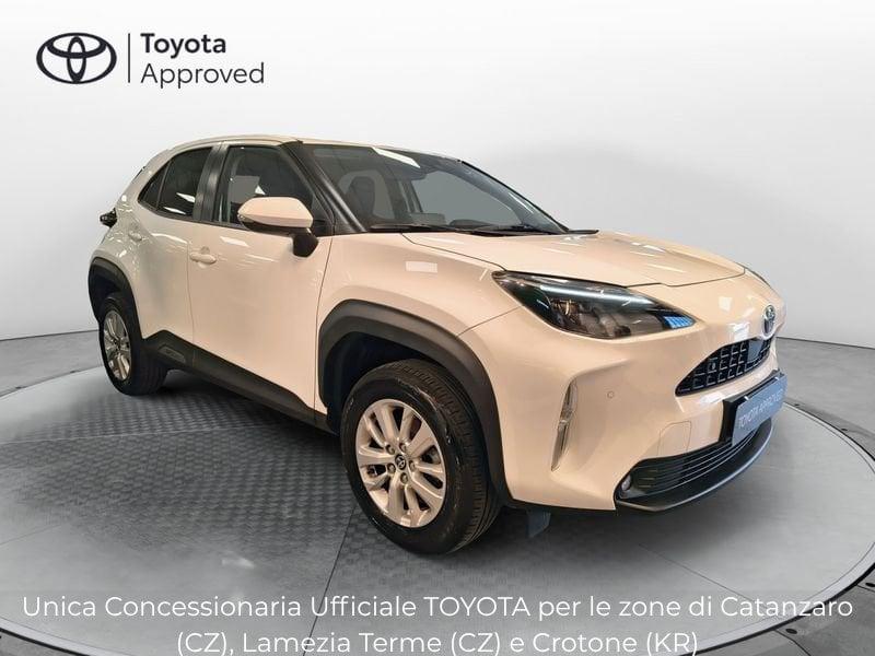 Toyota Yaris Cross 1.5 Hybrid 5p. E-CVT AWD-i Business