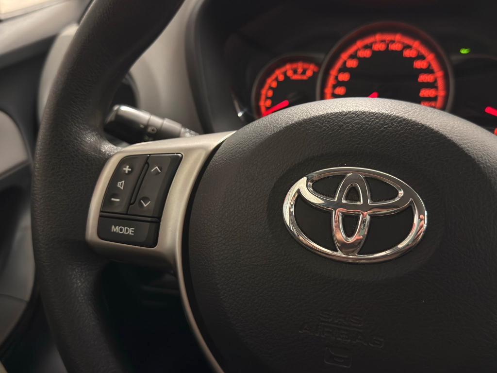 Toyota Yaris 5 Porte Yaris 5p 1.0 Trend White Edition