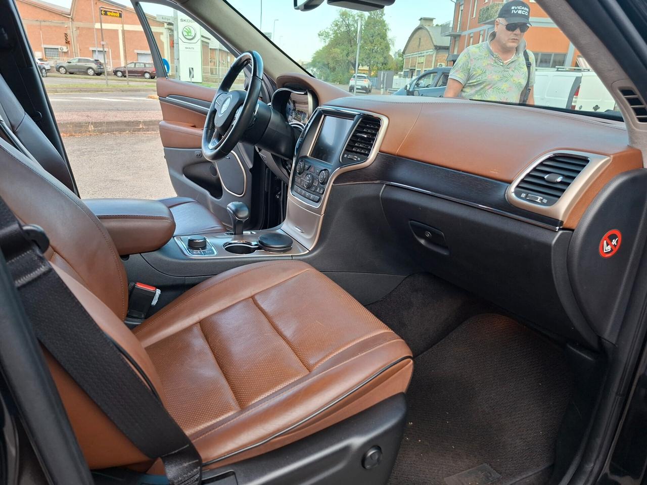 Jeep Grand Cherokee Summit - 2016