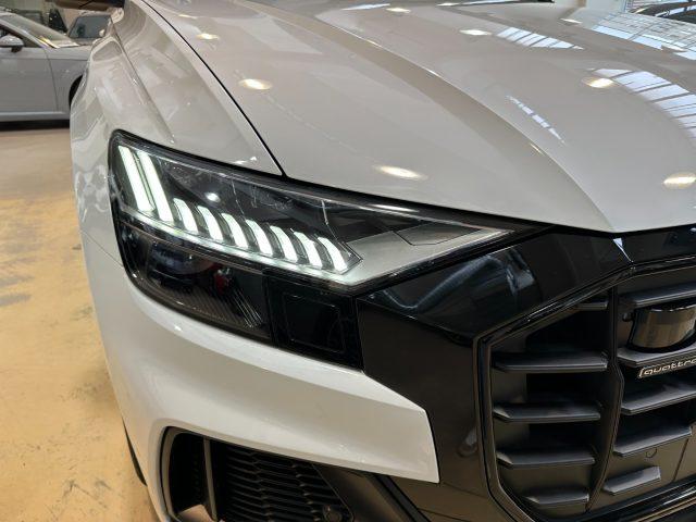 AUDI Q8 55 TFSI e Plug-in quattro S line -22" - B&O - FULL