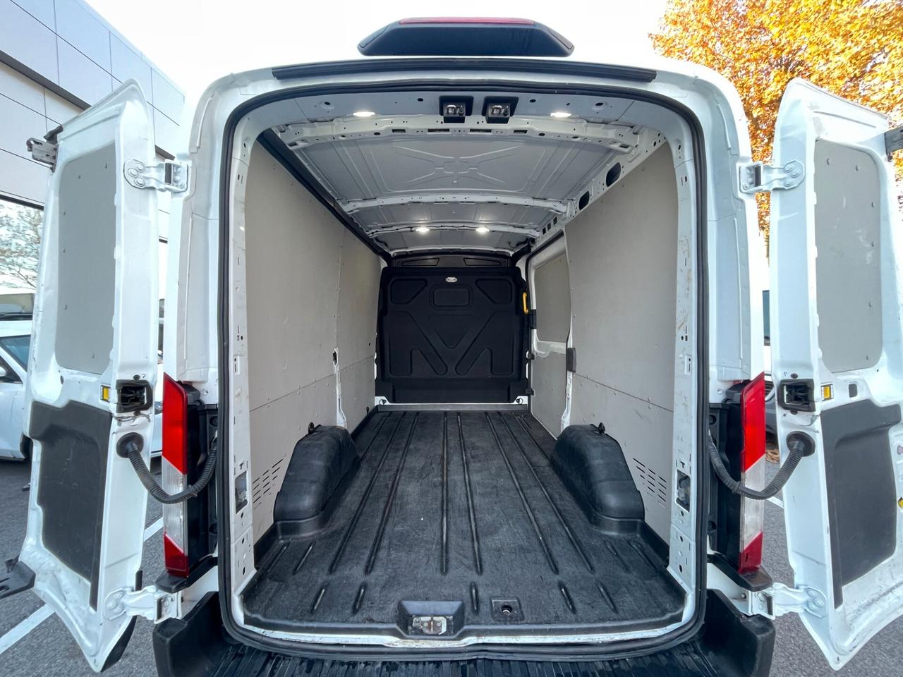 Ford Transit 2.0 tdci 130cv trend L2H2 E6.2