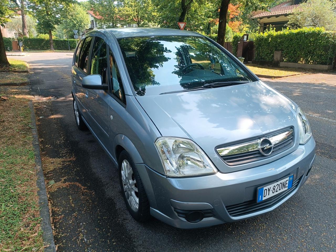 Meriva 1.400CC MODELLO Cosmo BENZINA/GPL