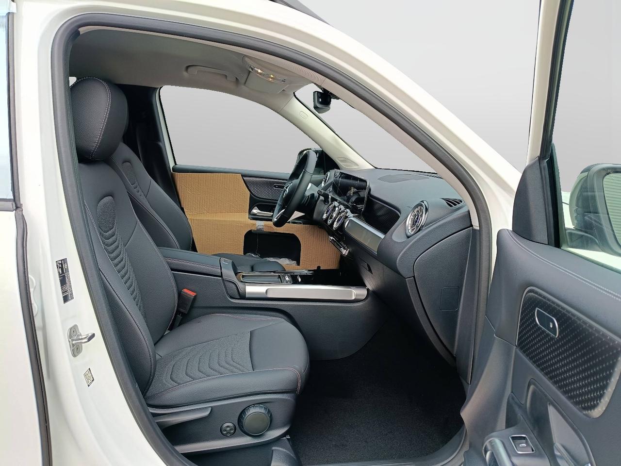 Mercedes-Benz GLB 200 d 4MATIC