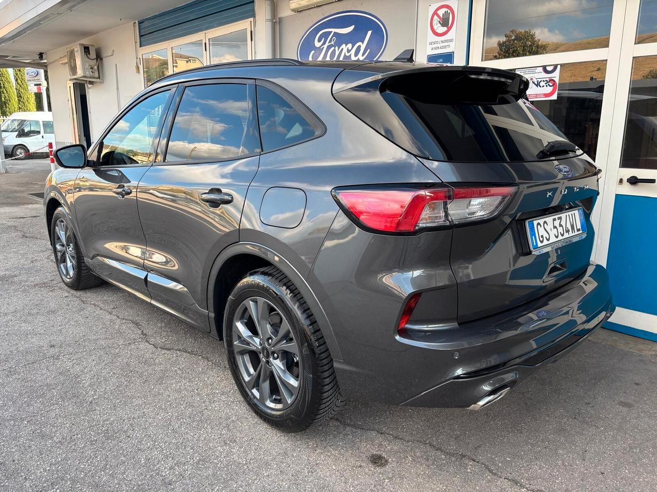 Ford Kuga 2.0 EcoBlue 120 CV aut. 2WD ST-Line