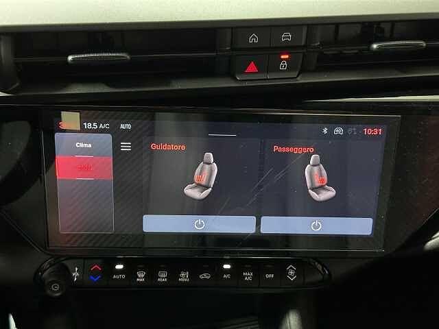 Alfa Romeo Junior 1.2 145 CV Hybrid eDCT6 Q4 KM ZERO