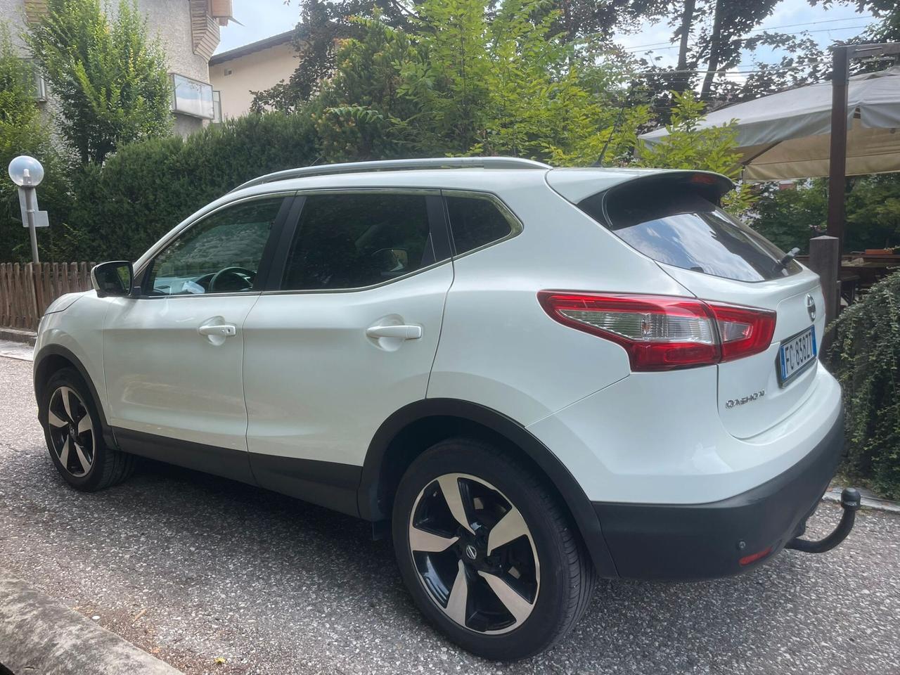 NISSAN QASHQAI 4WD 1.6 DCI TEKNA - GANCIO TRAINO