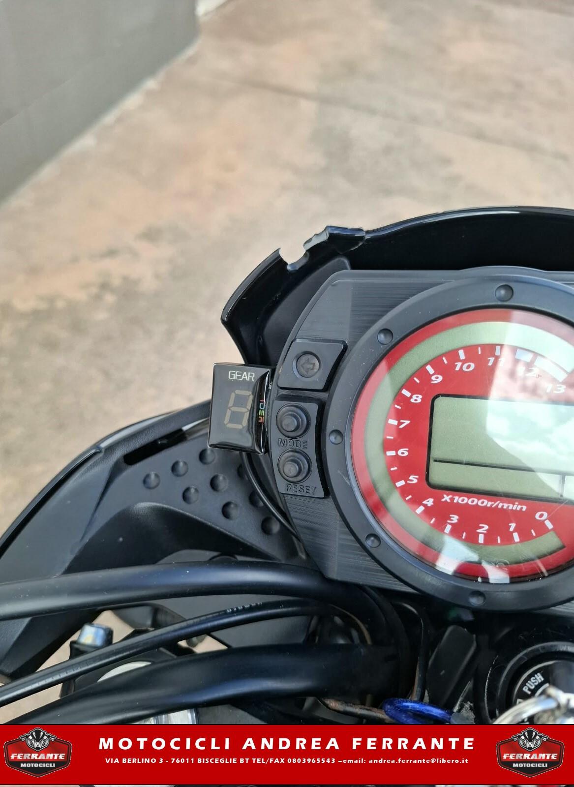 Kawasaki ZR 750