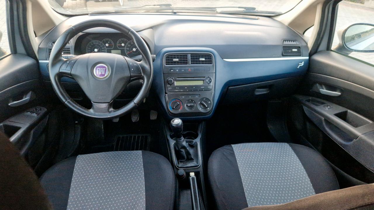 Fiat Grande Punto 1.3 MJT 75 CV 5 porte Dynamic